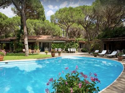9 bedroom Villa for sale in Roccamare, Tuscany