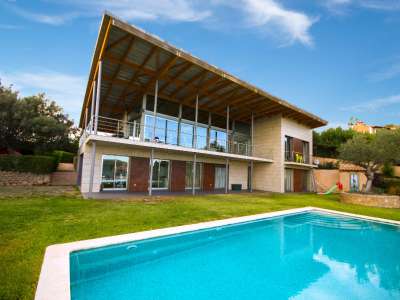 Modern 5 bedroom Villa for sale with countryside view in Bunyola, Mallorca