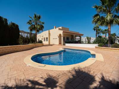 4 bedroom Villa for sale with sea view in Mojacar, Andalucia