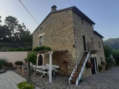 Beautiful 4 bedroom Farmhouse for sale with panoramic view in Montecatini Terme, Tuscany