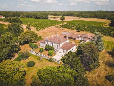 Income Producing Wine Estate for sale with panoramic view in Langon, Aquitaine