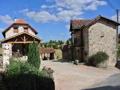 Income Producing 11 bedroom Farmhouse for sale with countryside view in Figeac, Midi-Pyrenees