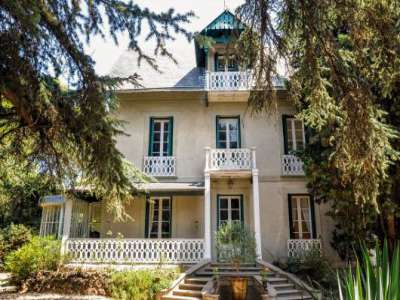 Authentic 4 bedroom Manor House for sale in Pezenas, Languedoc-Roussillon